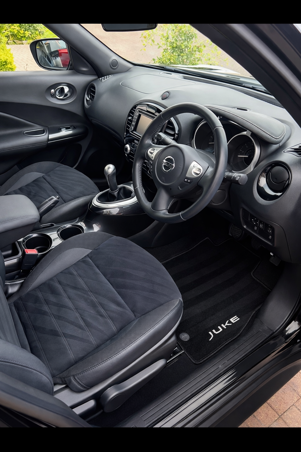 Car exterior after detailing in Glasgow