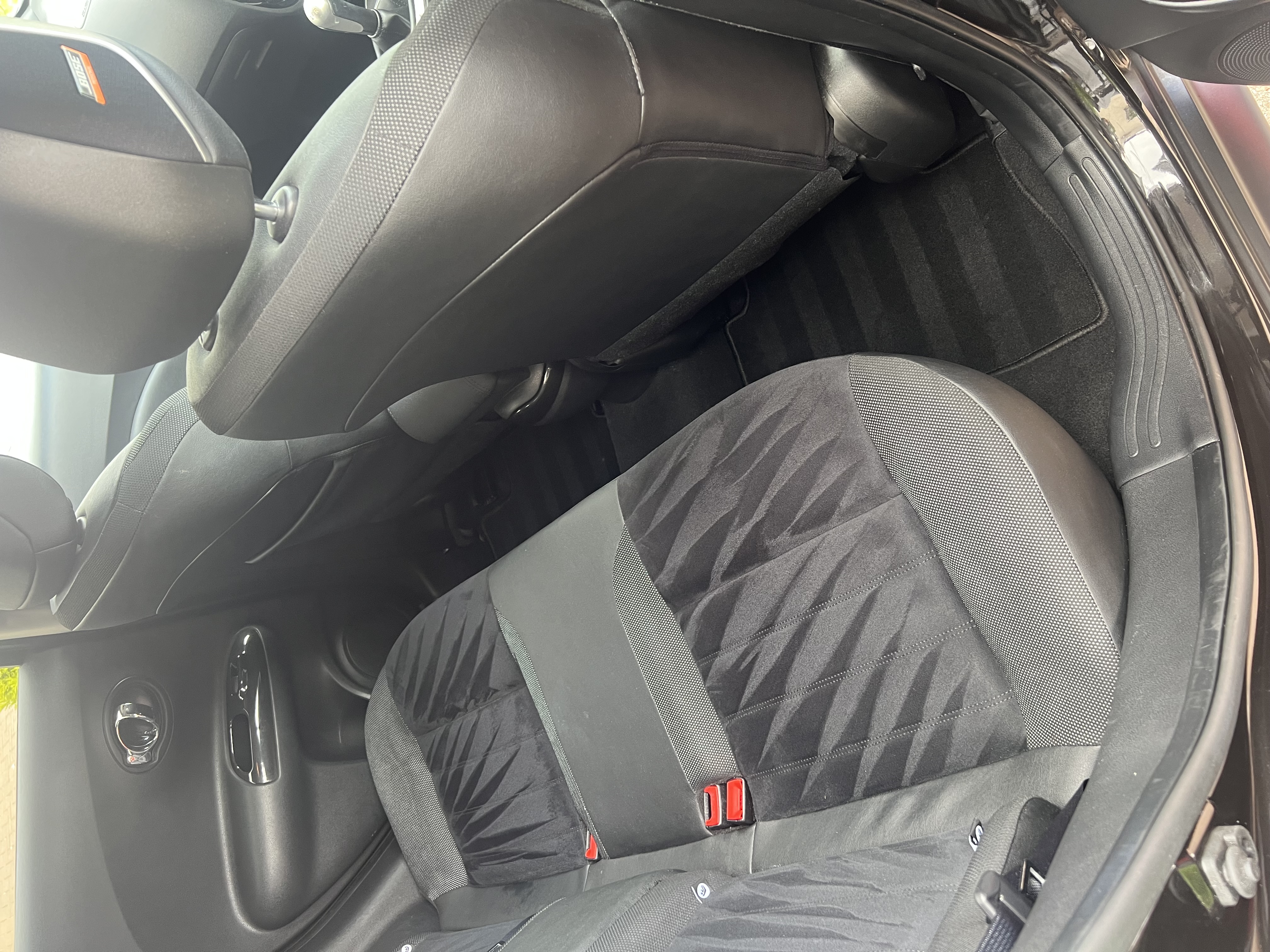 Car detailing work 4